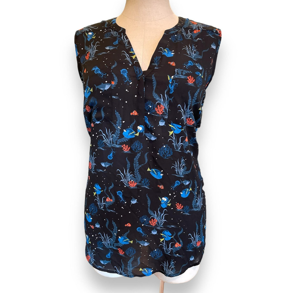 Torrid 6 (6X 30) Finding Nemo Dory Pixar Georgette Harper Pullover Tank Blouse